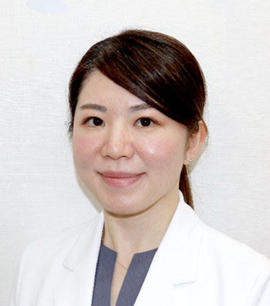医師 内山 美津希 写真